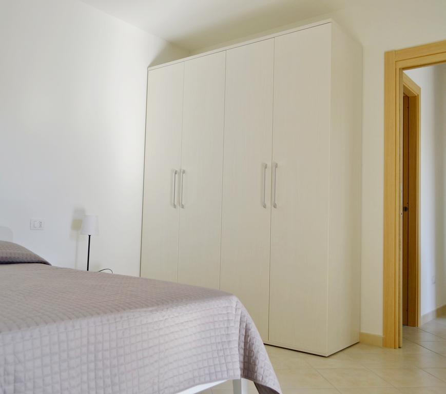 Gf Apartments La Vigna Badesi Kamer foto