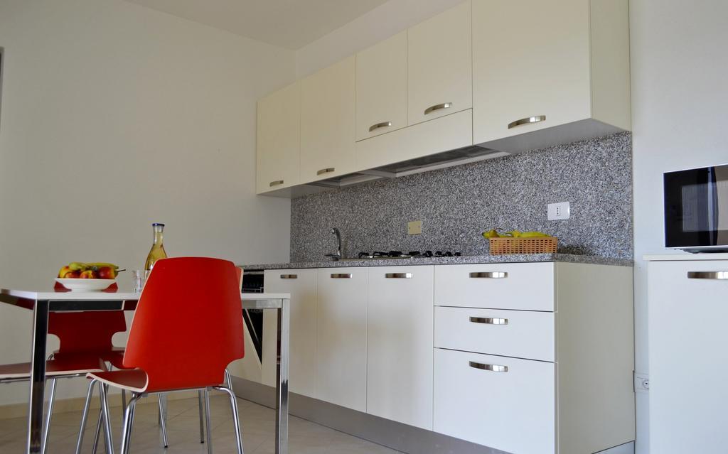 Gf Apartments La Vigna Badesi Kamer foto