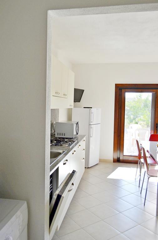 Gf Apartments La Vigna Badesi Kamer foto