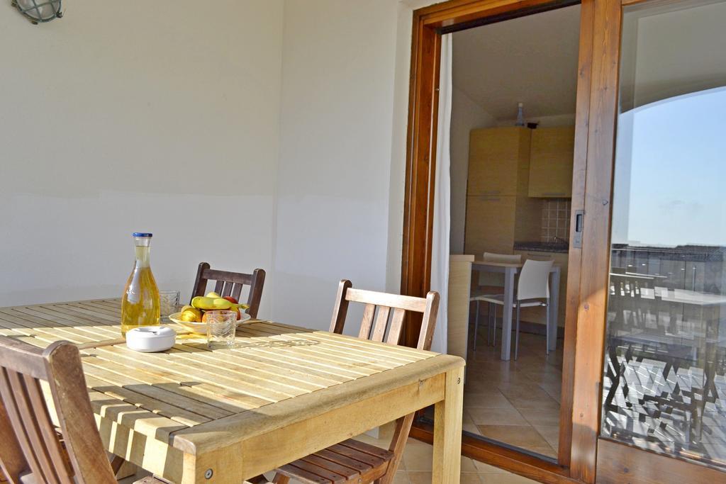 Gf Apartments La Vigna Badesi Kamer foto